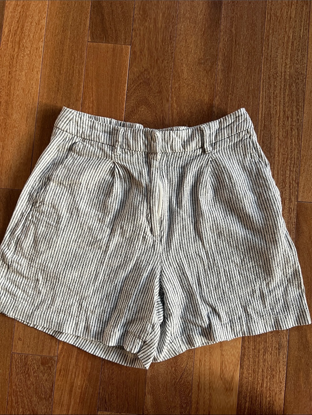 Old navy striped linen blend women shorts medium
